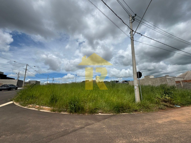 Terreno / Lote / Condomínio  à venda, 248m² — foto 1 de 12
