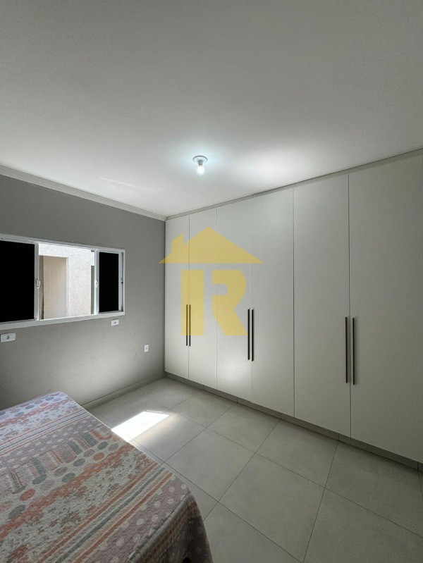 Casa com 3 quartos à venda, 180m² — foto 9 de 18