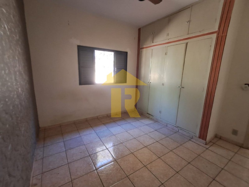 Casa com 3 quartos à venda, 178m² — foto 6 de 15