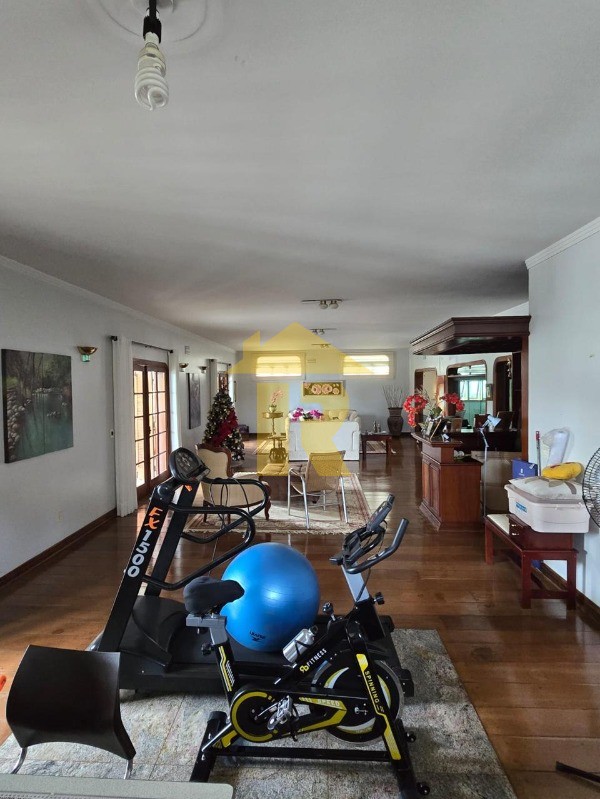 Casa com 4 quartos à venda, 772m² — foto 12 de 38