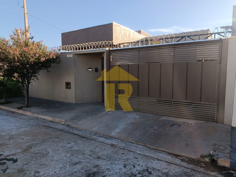 Casa com 3 quartos à venda, 86m² — foto 1 de 25