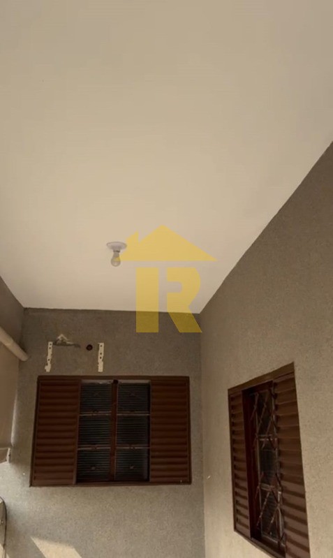 Casa com 3 quartos à venda, 200m² — foto 13 de 21