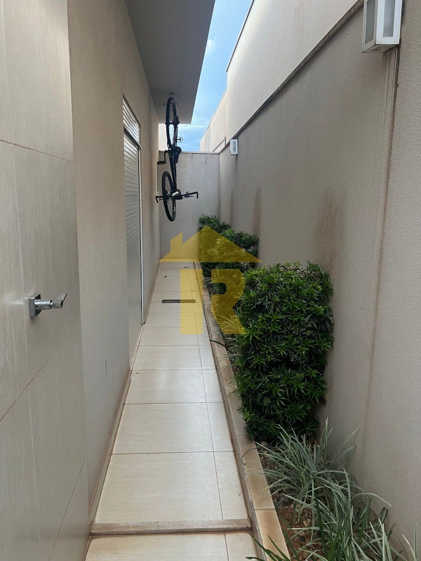 Casa de Condomínio com 3 quartos à venda, 202m² — foto 25 de 25