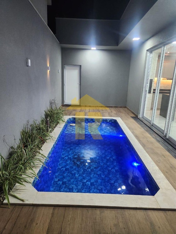 Casa de Condomínio com 3 quartos à venda, 205m² — foto 35 de 43