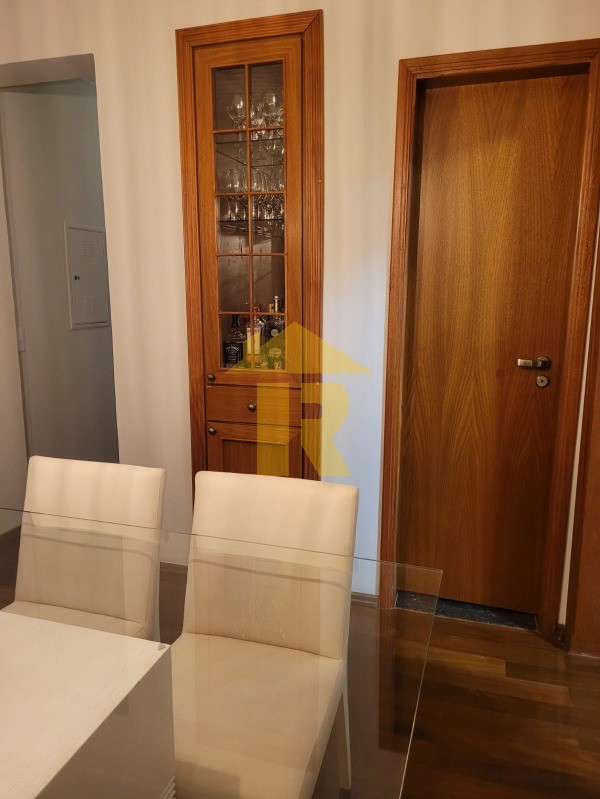 Apartamento com 3 quartos à venda, 113m² — foto 2 de 19