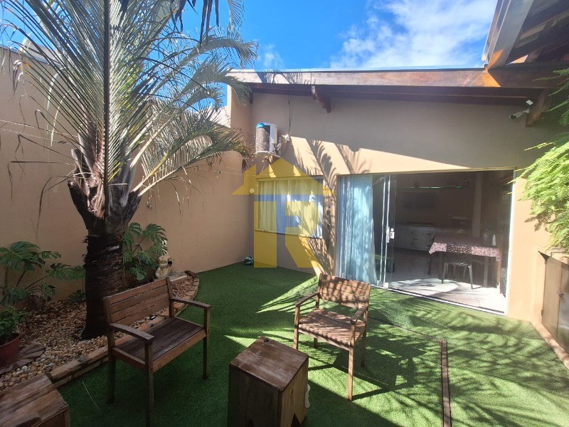 Casa com 3 quartos à venda, 170m² — foto 21 de 23