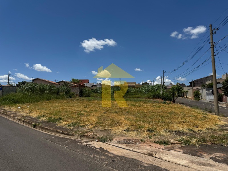 Terreno / Lote / Condomínio  à venda, 388m² — foto 1 de 5