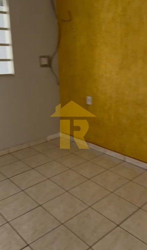 Casa com 3 quartos à venda, 200m² — foto 15 de 21