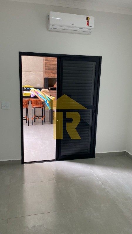 Casa de Condomínio com 4 quartos à venda, 361m² — foto 10 de 23
