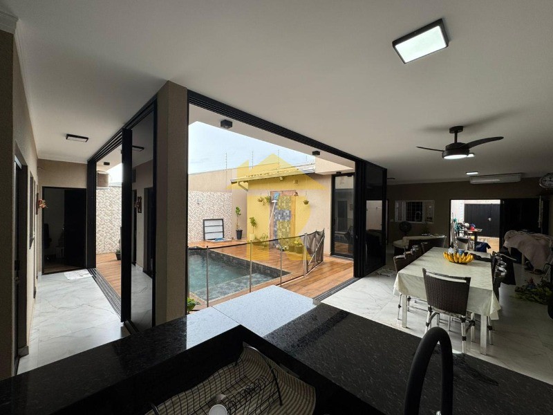 Casa com 3 quartos à venda, 280m² — foto 10 de 29