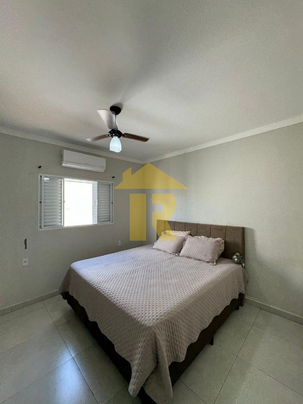 Casa com 3 quartos à venda, 180m² — foto 8 de 18