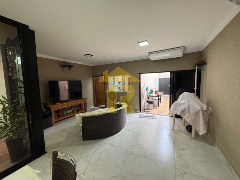 Casa com 3 quartos à venda, 280m² — foto 9 de 29