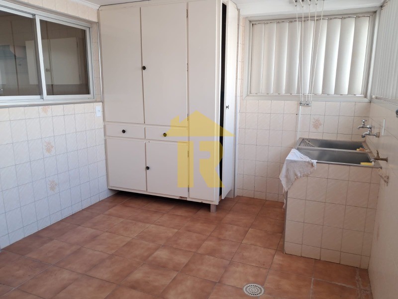 Apartamento com 3 quartos à venda, 137m² — foto 9 de 25