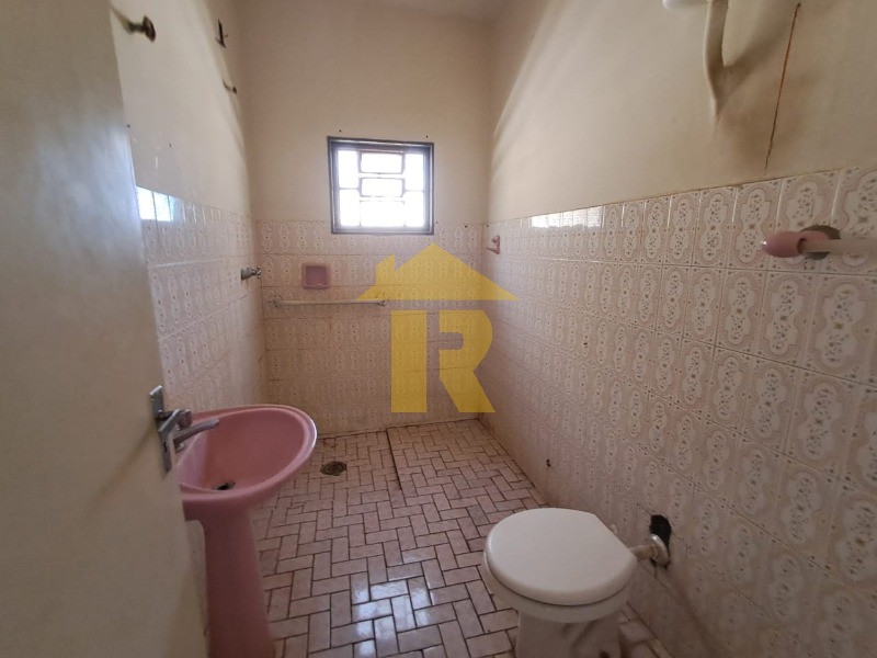 Casa com 3 quartos à venda, 178m² — foto 8 de 15