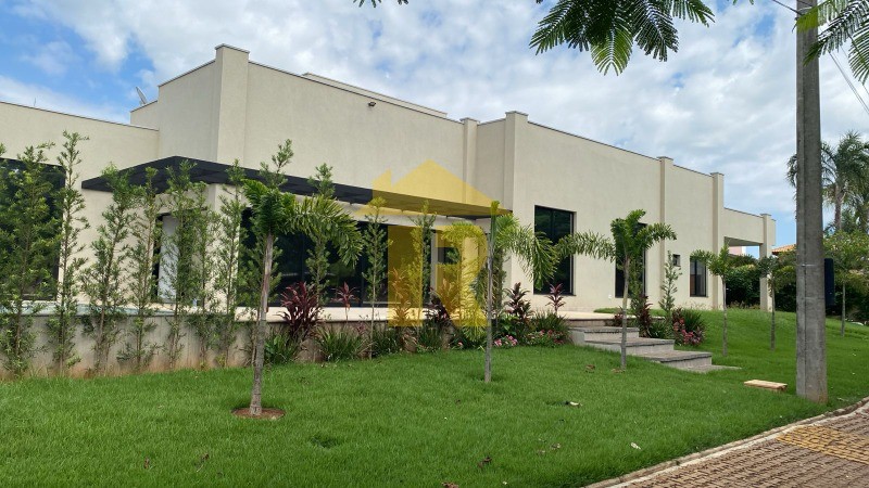 Casa de Condomínio com 4 quartos à venda, 361m² — foto 1 de 23
