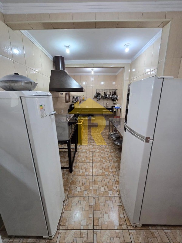 Casa com 4 quartos à venda, 772m² — foto 27 de 38