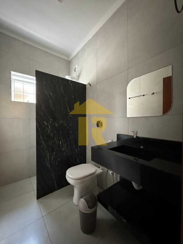 Casa com 3 quartos à venda, 180m² — foto 11 de 18