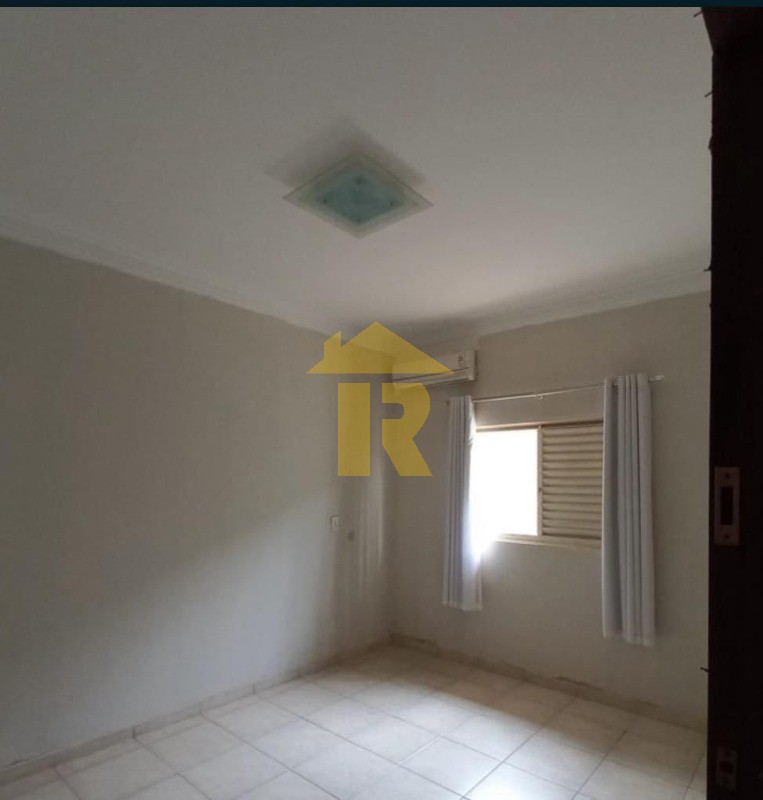 Casa de Condomínio com 3 quartos à venda, 2400m² — foto 4 de 10