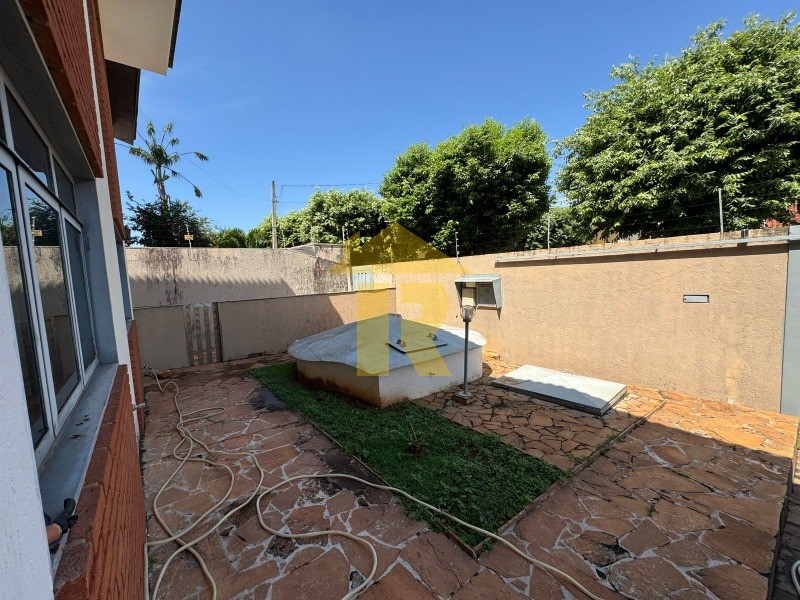 Casa com 5 quartos à venda e aluguel, 465m² — foto 22 de 22