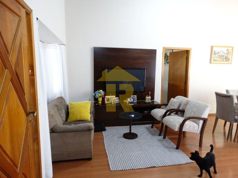 Casa com 3 quartos à venda, 175m² — foto 10 de 30