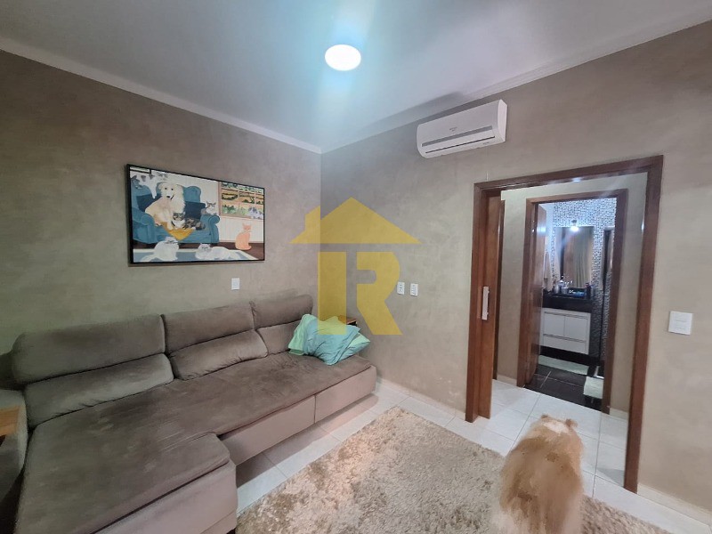 Casa com 3 quartos à venda, 170m² — foto 4 de 23