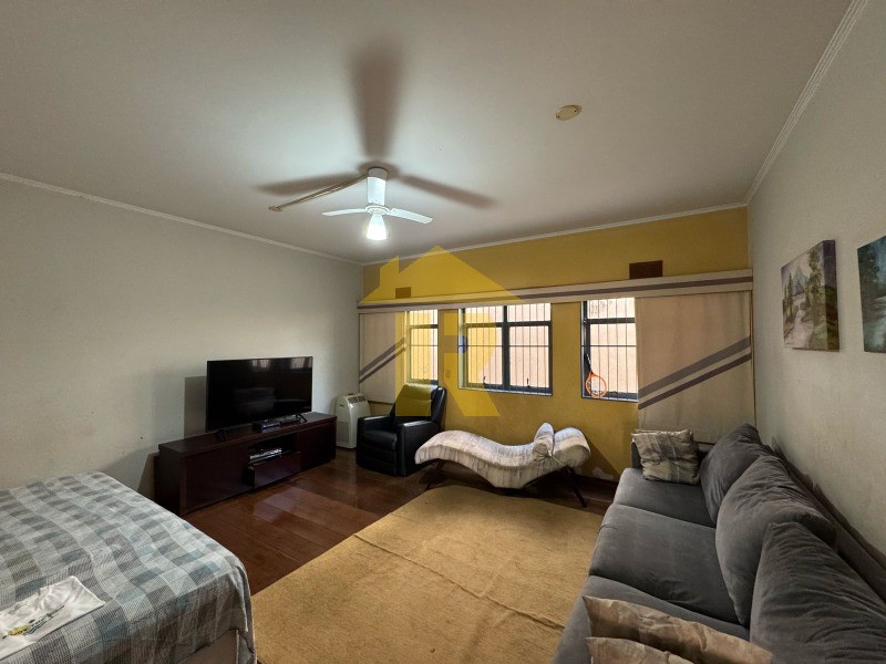 Casa com 5 quartos à venda e aluguel, 465m² — foto 14 de 22
