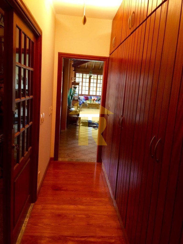 Casa de Condomínio com 4 quartos à venda, 650m² — foto 13 de 34