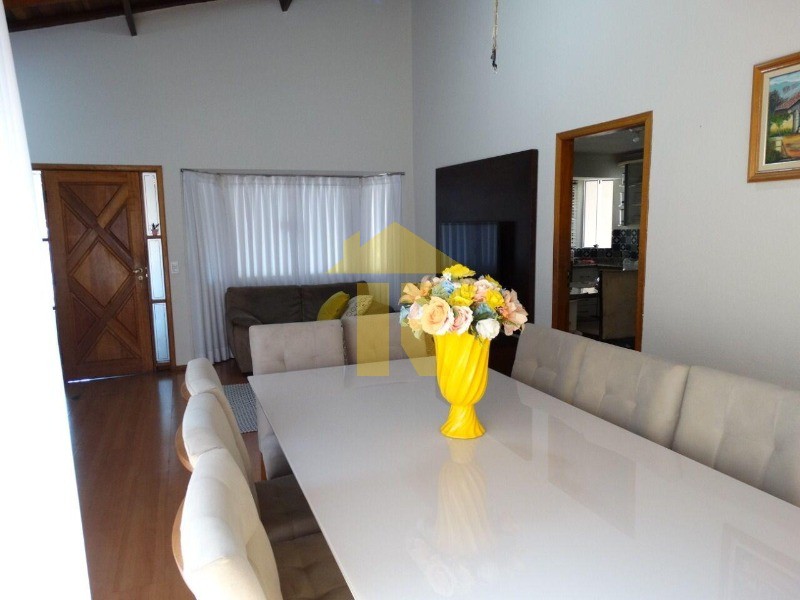 Casa com 3 quartos à venda, 175m² — foto 12 de 30