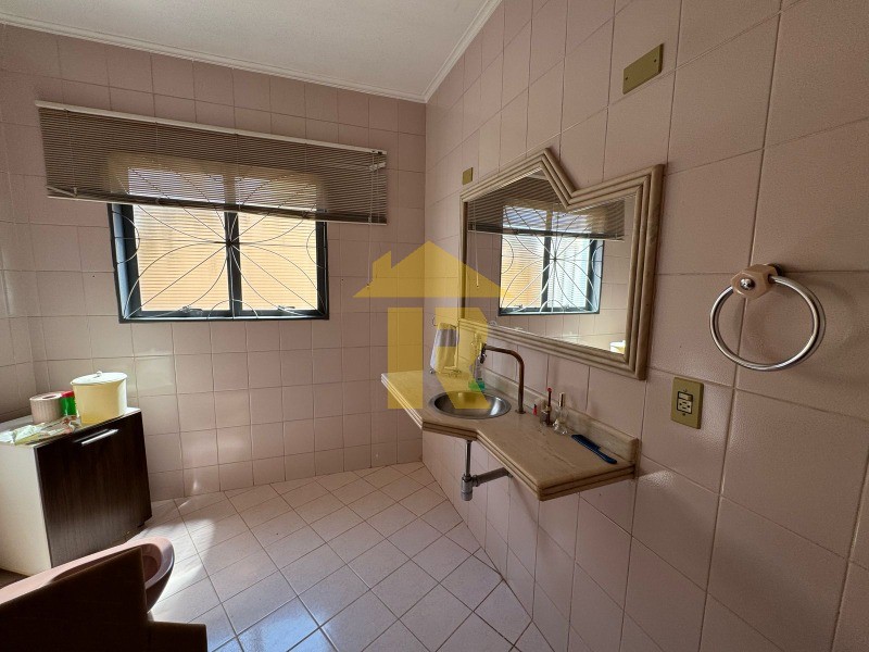Casa com 5 quartos à venda e aluguel, 465m² — foto 7 de 22