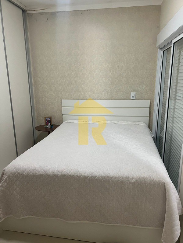 Casa de Condomínio com 3 quartos à venda, 202m² — foto 10 de 25