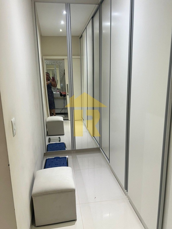Casa de Condomínio com 3 quartos à venda, 202m² — foto 13 de 25