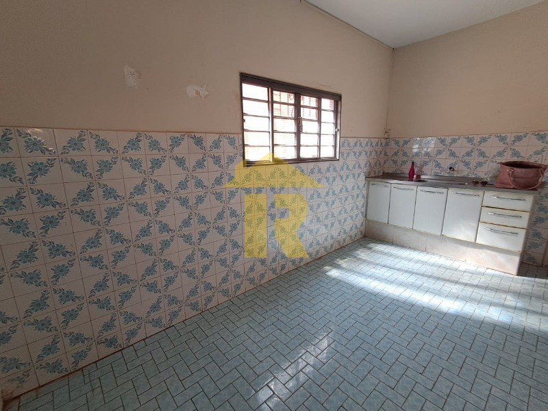 Casa com 3 quartos à venda, 178m² — foto 9 de 15