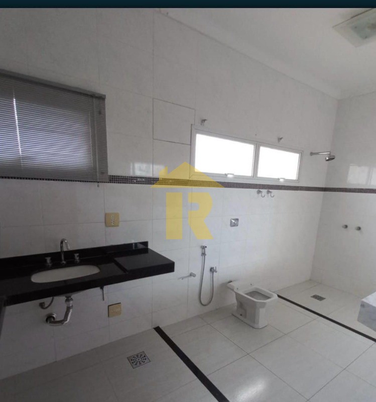 Casa de Condomínio com 3 quartos à venda, 2400m² — foto 8 de 10