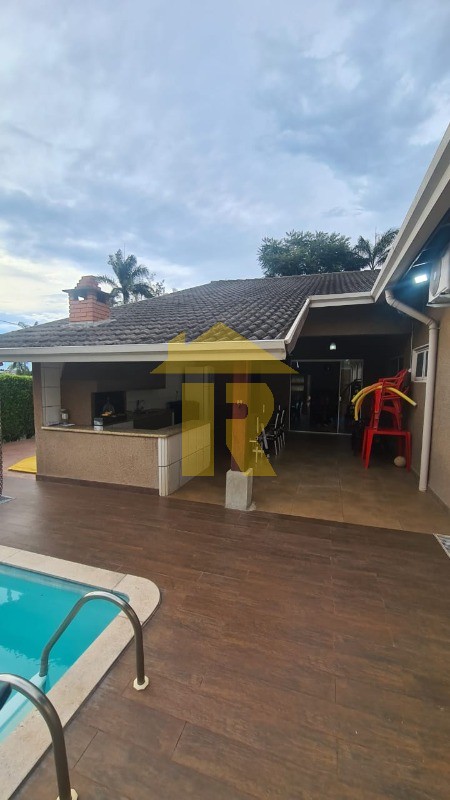 Casa de Condomínio com 3 quartos à venda, 245m² — foto 28 de 34