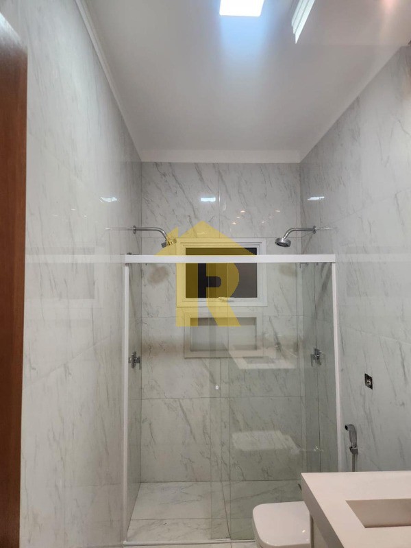 Casa de Condomínio com 3 quartos à venda, 205m² — foto 23 de 43