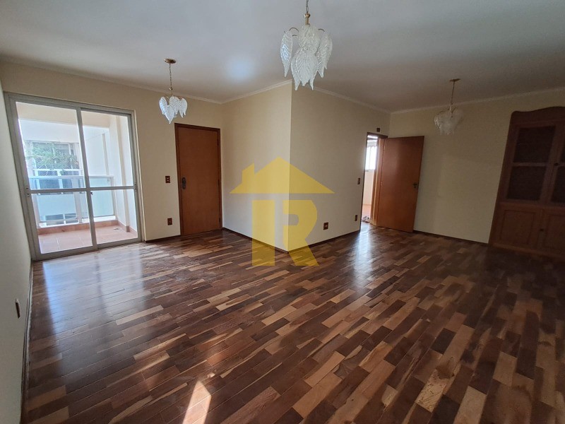 Apartamento com 3 quartos à venda, 137m² — foto 1 de 25