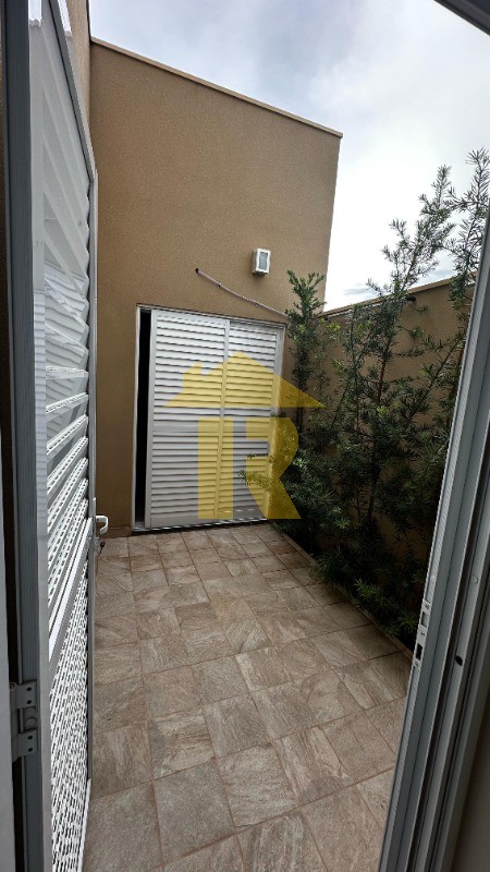 Casa de Condomínio com 3 quartos à venda, 128m² — foto 18 de 31