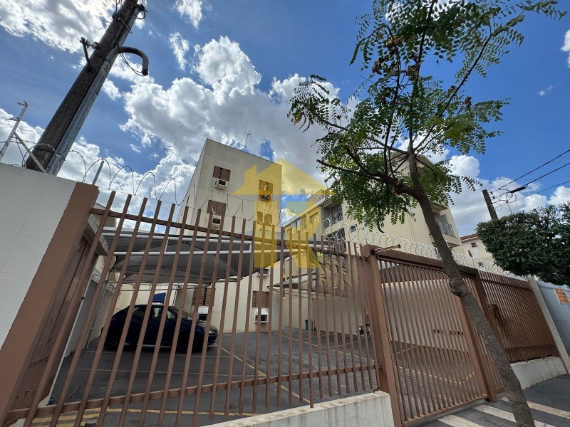 Apartamento com 2 quartos à venda, 60m² — foto 2 de 14