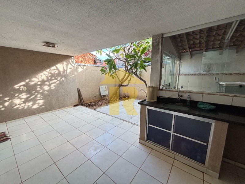 Casa de Condomínio com 2 quartos à venda, 120m² — foto 13 de 15