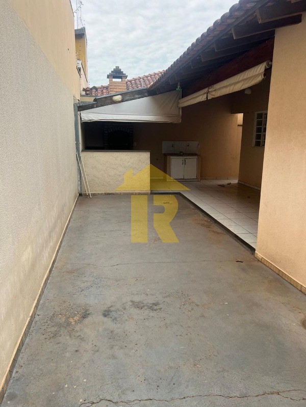 Casa com 3 quartos à venda, 135m² — foto 16 de 19
