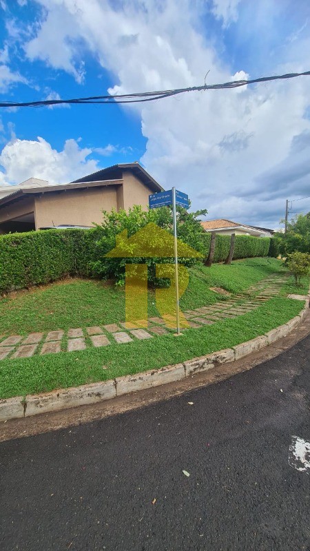 Casa de Condomínio com 3 quartos à venda, 245m² — foto 5 de 34