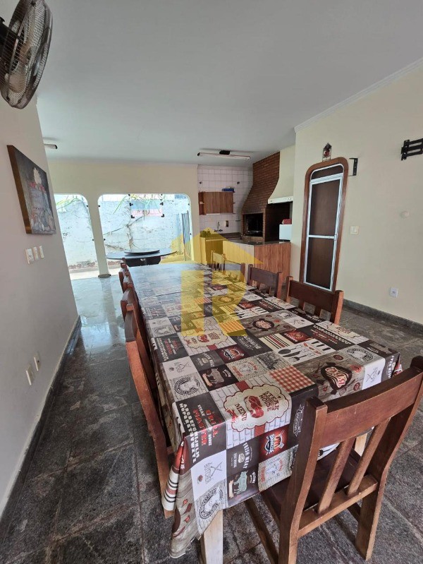 Casa com 4 quartos à venda, 772m² — foto 30 de 38
