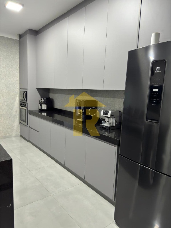 Casa com 3 quartos à venda, 152m² — foto 12 de 17