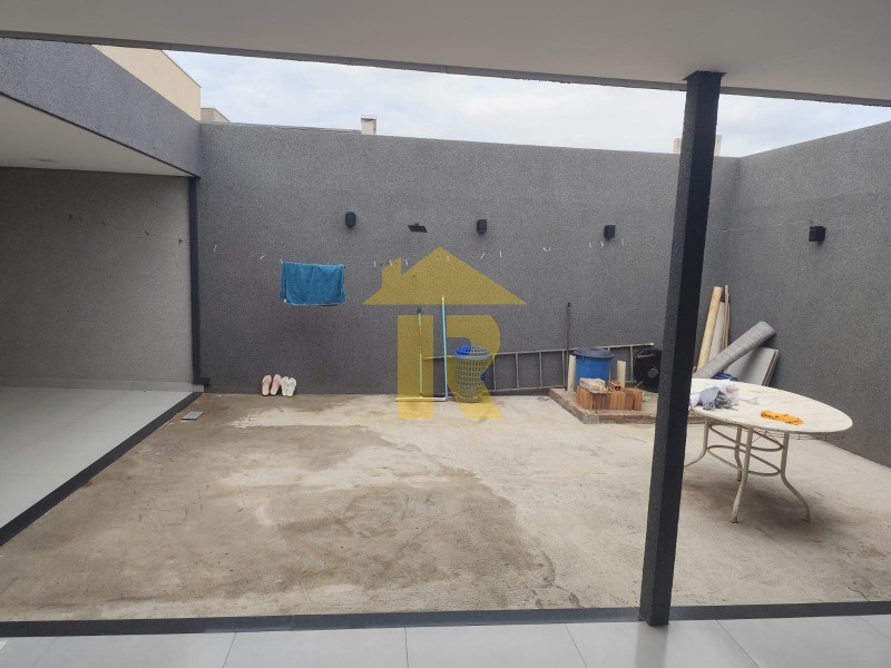 Casa com 2 quartos à venda, 140m² — foto 8 de 12