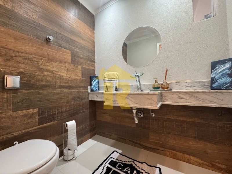 Casa com 3 quartos à venda, 312m² — foto 20 de 41
