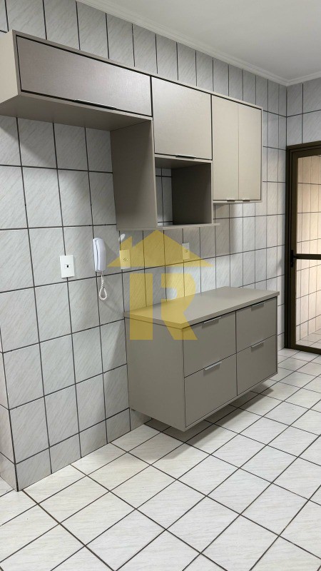 Apartamento com 3 quartos à venda, 112m² — foto 4 de 17