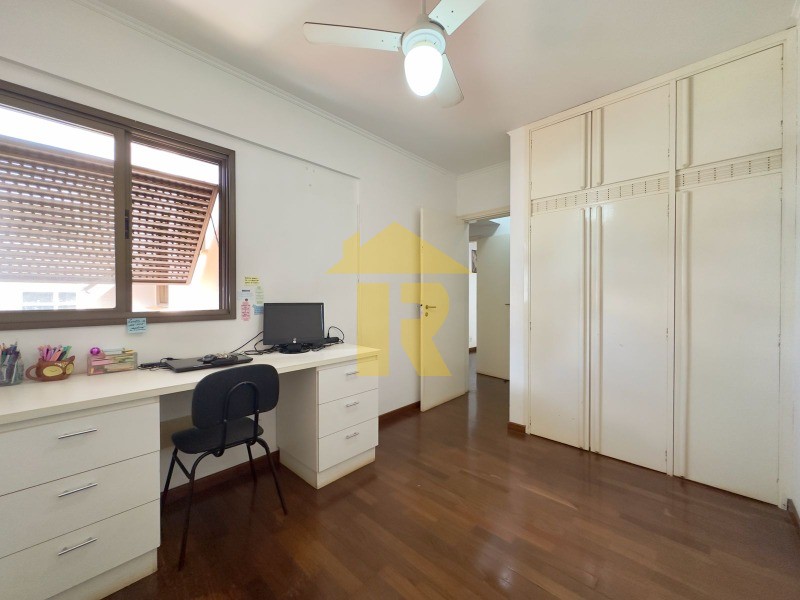 Apartamento com 3 quartos à venda, 130m² — foto 19 de 28