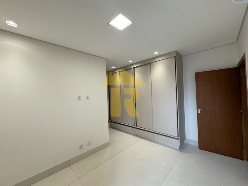 Casa de Condomínio com 3 quartos à venda, 180m² — foto 21 de 27
