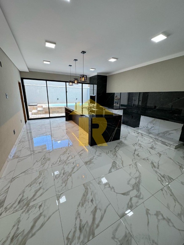 Casa de Condomínio com 3 quartos à venda, 193m² — foto 15 de 30