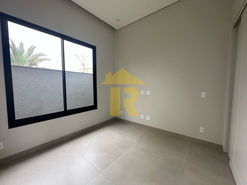 Casa de Condomínio com 3 quartos à venda, 215m² — foto 4 de 23